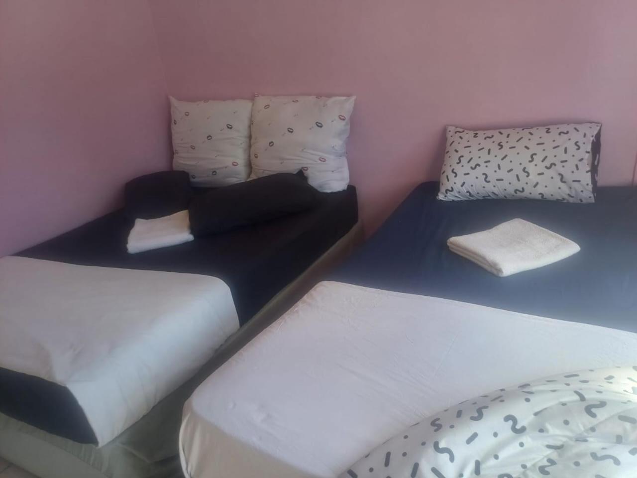 Kempton Park Lodge Birch Acres كمبتون بارك المظهر الخارجي الصورة